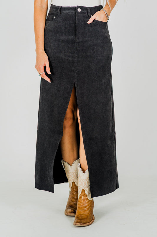 Black Front Slit Stretch Fabric Skirt